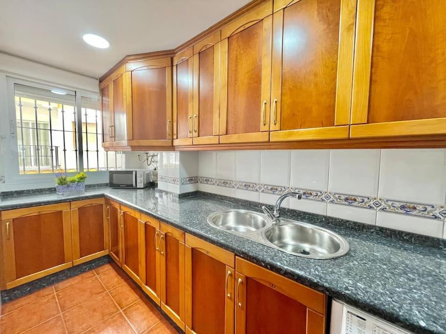 Apartment Lafrenchtouch - Centrico Y Moderno Cerca Del Tren *